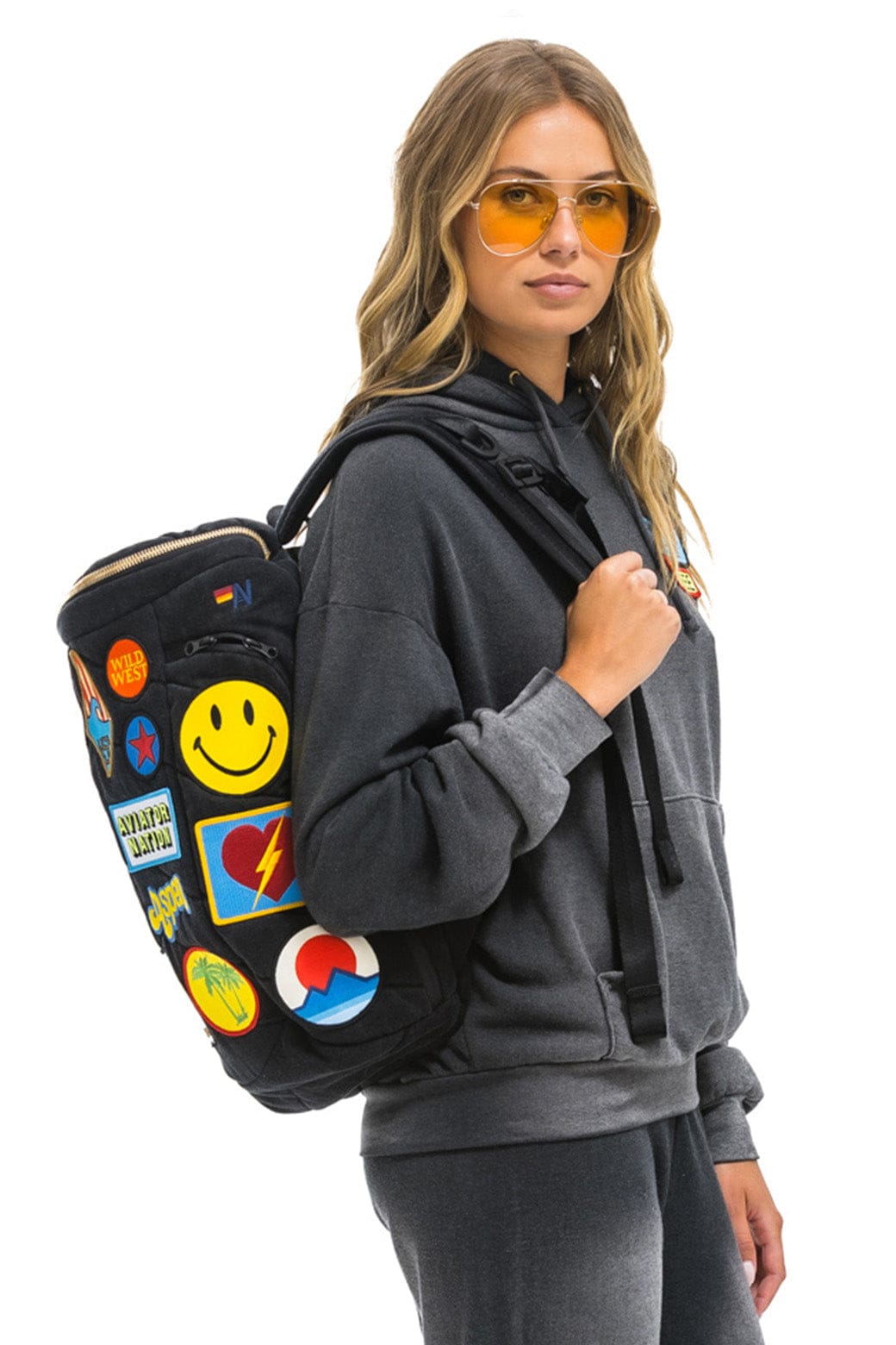 VINTAGE PATCH DENIM PUFFER BACKPACK - VINTAGE BLACK - Image 3