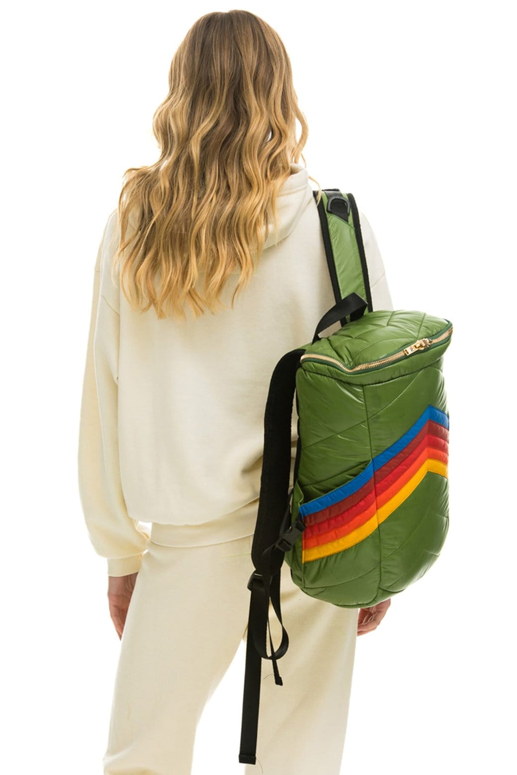 PEAK PUFFER BACKPACK - GARDEN GREEN GLOSSY - Image 2