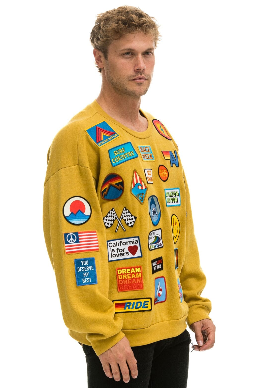 VINTAGE PATCH RELAXED CREW SWEATSHIRT - KHAKI - Image 6